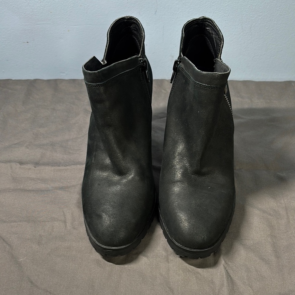 Lucky Brand Black Ankle Booties with Chunky Heel